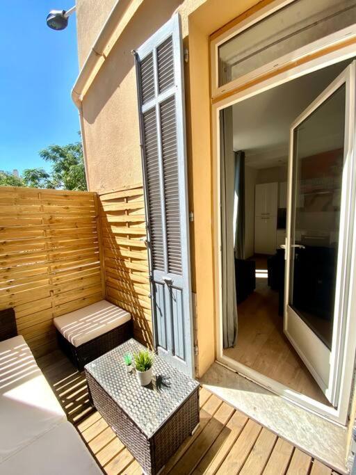 Cosy Apartment In Cannes With A Terrasse Екстериор снимка