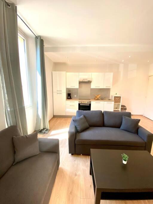 Cosy Apartment In Cannes With A Terrasse Екстериор снимка